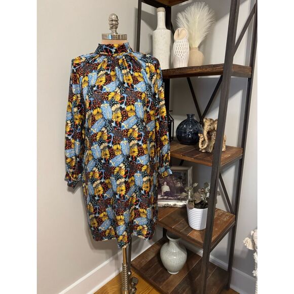 ANN MASHBURN Dresses & Skirts - Ann Mashburn SIZE MED Beetle Floral Silk Atelier Tie Back Dress